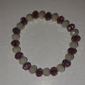 Elegant Red and Cream Beaded Bracelet